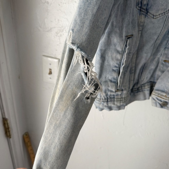 Free People Distressed Light Wash Denim Jacket Women's L Boho‎ Festival Western - Picture 4 of 10
